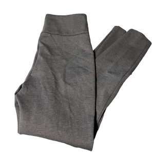 Crown & Ivy pull on pants